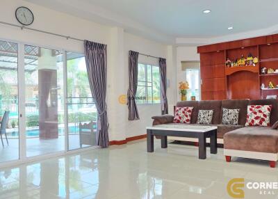 บ้านหลังนี้มี 3 ห้องนอน  อยู่ในโครงการชื่อ Green Field Villas 1  ตั้งอยู่ที่