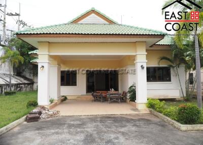 Pornthep Garden Ville 3/1 House for sale in East Pattaya, Pattaya. SH10073