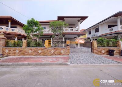 3 bedroom House in Eakmongkol Village 4 East Pattaya