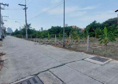 Land  Land for sale in Jomtien, Pattaya. SL13715