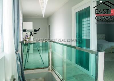 Majestic Residence House for sale in Pratumnak Hill, Pattaya. SH11531