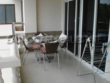 Ruamchock 2 Condo for sale and for rent in Pratumnak Hill, Pattaya. SRC5480