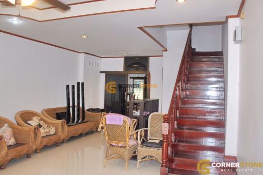 4 bedroom House in Pratumnak