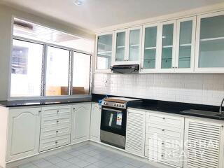 For RENT : Le Premier 1 / 2 Bedroom / 2 Bathrooms / 176 sqm / 50000 THB [7485656]