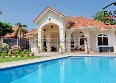 Thappraya Village House for sale in Pratumnak Hill, Pattaya. SH9909