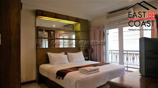 Whitehouse Condotel Condo for sale in Pattaya City, Pattaya. SC11245