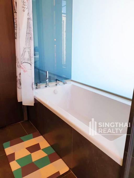 For RENT : The Esse at Singha Complex / 1 Bedroom / 1 Bathrooms / 49 sqm / 50000 THB [7577039]