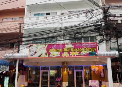 Shophouse Cozy Beach Commercial Property for sale in Pratumnak Hill, Pattaya. SCP10680