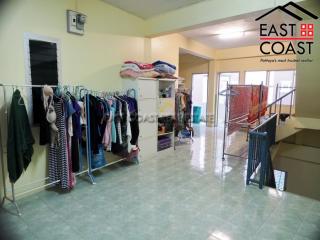 Shophouse Cozy Beach Commercial Property for sale in Pratumnak Hill, Pattaya. SCP10680