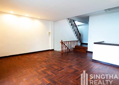 For RENT : Townhouse Thonglor / 3 Bedroom / 4 Bathrooms / 121 sqm / 50000 THB [7800275]