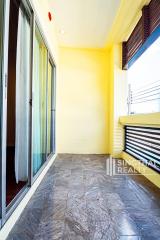 For RENT : Townhouse Thonglor / 3 Bedroom / 4 Bathrooms / 121 sqm / 50000 THB [7800275]