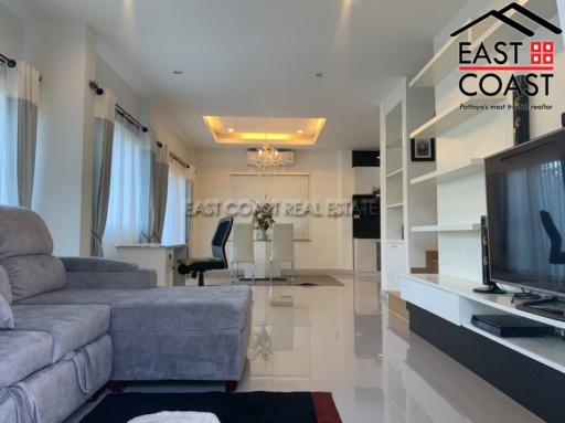 Patta Village House for rent in East Pattaya, Pattaya. RH13113