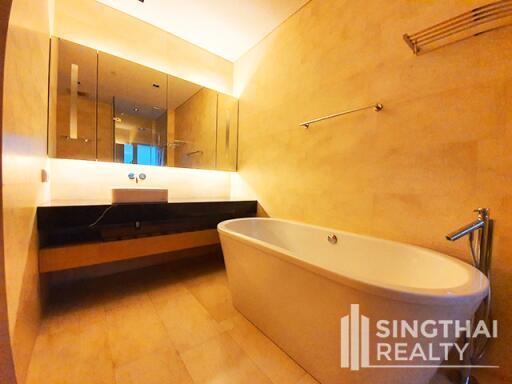 For RENT : Saladaeng Residences / 2 Bedroom / 2 Bathrooms / 105 sqm / 55000 THB [8155406]