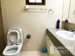 For RENT : Top View Tower / 3 Bedroom / 2 Bathrooms / 151 sqm / 50000 THB [8229919]