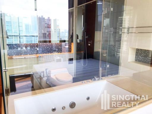 For RENT : The Address Sukhumvit 28 / 2 Bedroom / 2 Bathrooms / 71 sqm / 50000 THB [8378109]