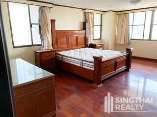 For RENT : Tongtip Mansion / 3 Bedroom / 3 Bathrooms / 251 sqm / 50000 THB [8471841]