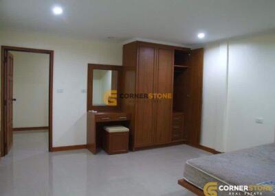 2 Bedrooms bedroom House in  Bang Lamung