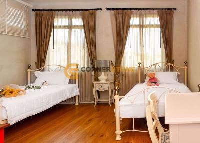 3 bedroom House in Nusa Chivani Bang Saray
