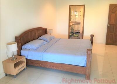 2 Bed Condo For Sale In Na Jomtien - Baan Somprasong