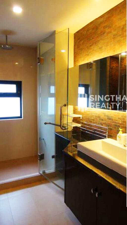 For RENT : Baan Piya Sathorn / 2 Bedroom / 2 Bathrooms / 137 sqm / 50000 THB [8799285]