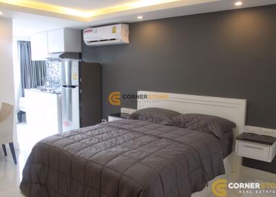คอนโดนี้ มีห้องนอน Studio ห้องนอน  อยู่ในโครงการ คอนโดมิเนียมชื่อ Pattaya Beach Condo 