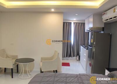 คอนโดนี้ มีห้องนอน Studio ห้องนอน  อยู่ในโครงการ คอนโดมิเนียมชื่อ Pattaya Beach Condo 