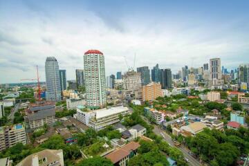 For RENT : Quattro by Sansiri / 1 Bedroom / 1 Bathrooms / 55 sqm / 50000 THB [9240175]