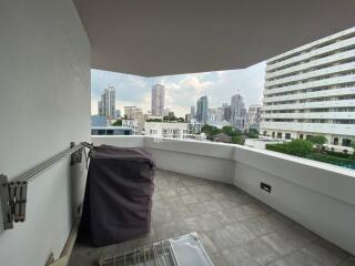 For RENT : The Prestige 49 / 2 Bedroom / 2 Bathrooms / 137 sqm / 50000 THB [9400110]