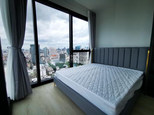 For RENT : The Lofts Silom / 2 Bedroom / 1 Bathrooms / 66 sqm / 50000 THB [9439219]