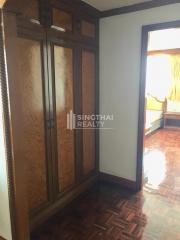 For RENT : D.S. Tower 2 Sukhumvit 39 / 3 Bedroom / 3 Bathrooms / 140 sqm / 50000 THB [9918226]