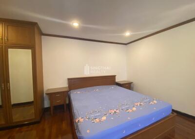 For RENT : Le Premier 2 / 3 Bedroom / 3 Bathrooms / 200 sqm / 50000 THB [9936995]