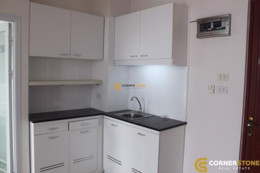 1 bedroom Condo in CC Condominium East Pattaya