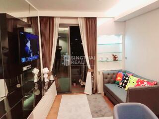 For RENT : The Lumpini 24 / 2 Bedroom / 2 Bathrooms / 55 sqm / 50000 THB [R10175]