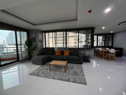 For RENT : Lake Avenue / 2 Bedroom / 2 Bathrooms / 121 sqm / 50000 THB [R10336]