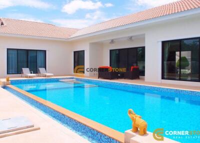 4 bedroom House in Santa Maria East Pattaya