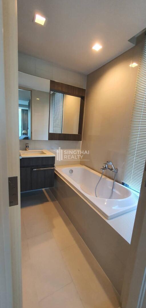 For RENT : Via 49 / 2 Bedroom / 2 Bathrooms / 70 sqm / 50000 THB [R10499]