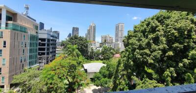 For RENT : Via 49 / 2 Bedroom / 2 Bathrooms / 70 sqm / 50000 THB [R10499]