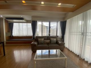 For RENT : Acadamia Grand Tower / 2 Bedroom / 1 Bathrooms / 121 sqm / 50000 THB [10398559]