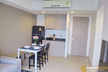 2 bedroom Condo in Unixx Pattaya