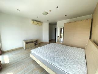 For RENT : P.W.T Mansion / 2 Bedroom / 2 Bathrooms / 165 sqm / 50000 THB [R11153]