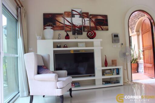 3 bedroom House in Silk Road East Pattaya