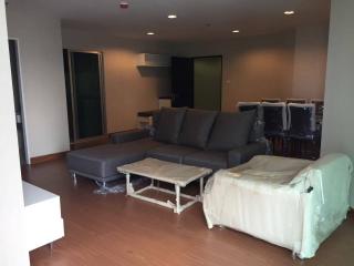 For RENT : Belle Grand Rama 9 / 3 Bedroom / 2 Bathrooms / 107 sqm / 50000 THB [R11434]