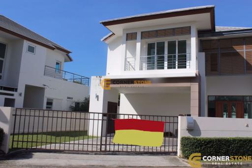 4 bedroom House in Sea Breeze Na Kluea