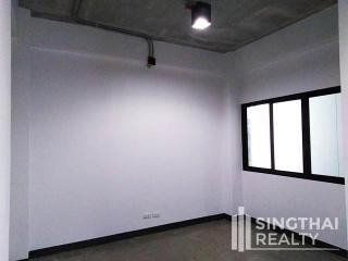 For RENT : Office Thonglor / 2 Bedroom / 2 Bathrooms / 88 sqm / 52200 THB [7347526]