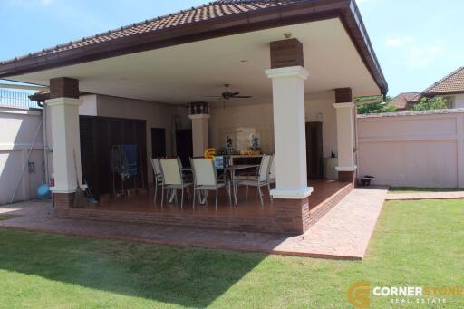 4 bedroom House in Lakeside Court 1 East Pattaya