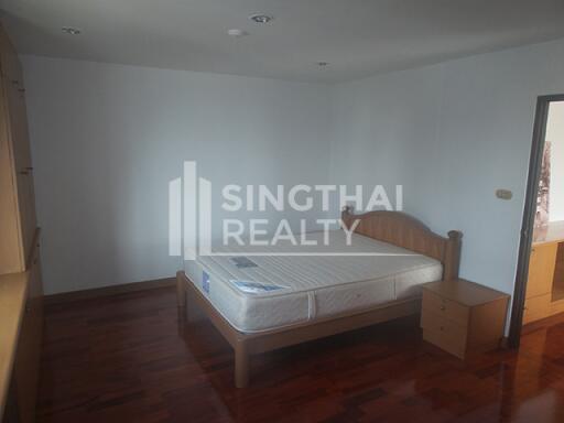 For RENT : Top View Tower / 3 Bedroom / 3 Bathrooms / 141 sqm / 55000 THB [2870438]