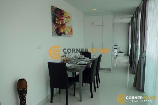 1 bedroom Condo in Club Royal Wongamat