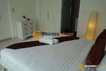 1 bedroom Condo in Club Royal Wongamat