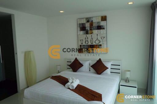 1 bedroom Condo in Club Royal Wongamat