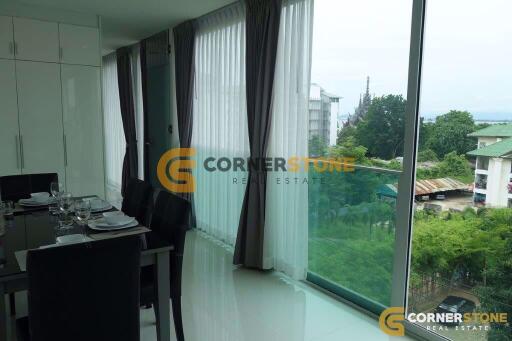 1 bedroom Condo in Club Royal Wongamat